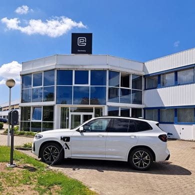 Purmo Germany 8 charging posts for electric vehicles